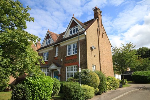 Milton Road, Harpenden, AL5 5LA